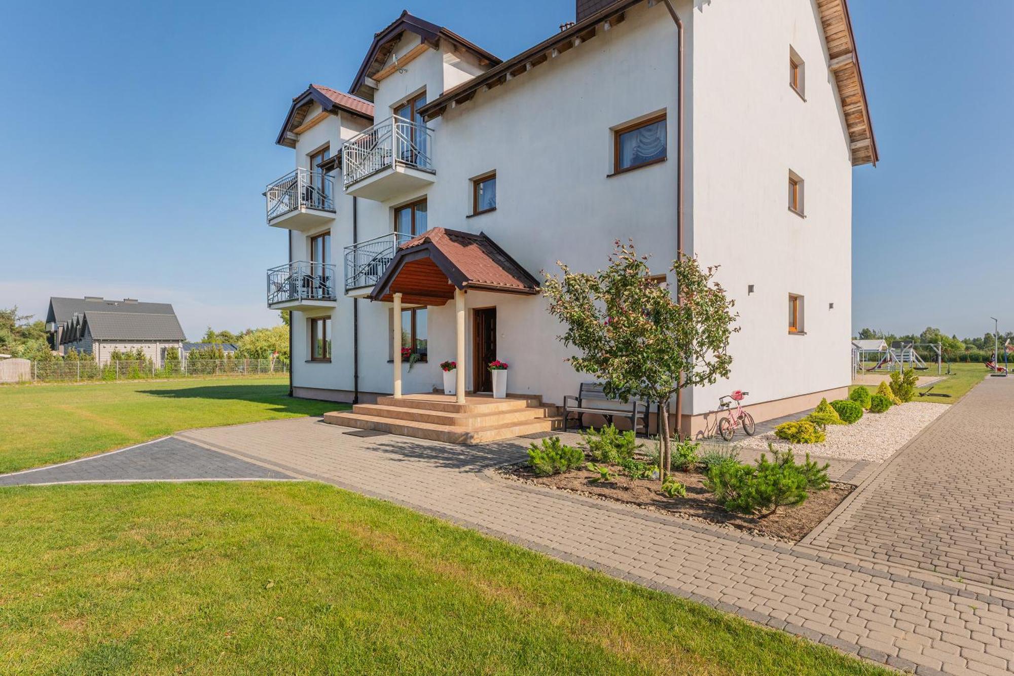 Pokoje Angelo Karwia Exterior foto